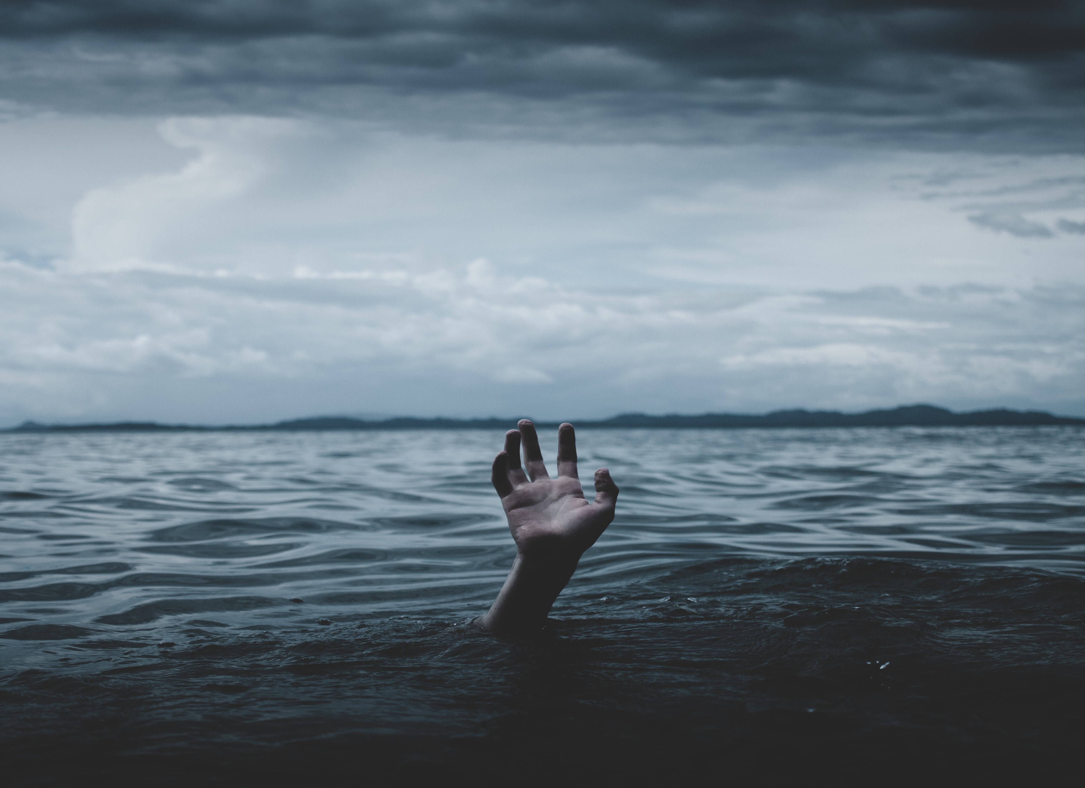 stormseeker-rX12B5uX7QM-unsplash